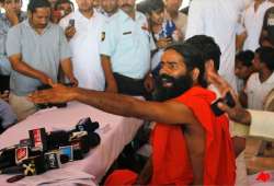 talks fail baba ramdev to sit on fast till all demands are met