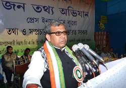 bengal cong to wait and watch on pm s tmc tie up hint