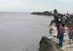 bihar orders immediate evacuation kosi threatens 4 districts