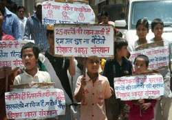 bihar mid day meal three lakh teachers to boycott the scheme