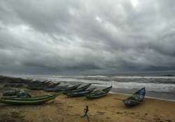 bihar sounds alert for cyclonic storm phailin