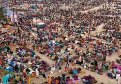 cag slams up government for mismanagement at maha kumbh mela