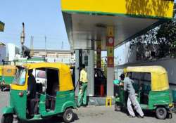 cng price hiked in delhi by rs 2.95 a kg png re 1 per unit