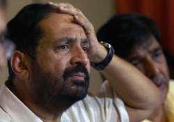 cwg scam ed slaps forex charges against kalmadi 6 others