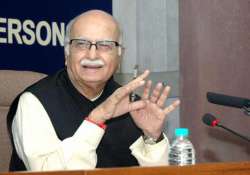 cash for vote ex bjp mps should be honoured in parliament advani