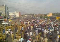 communal clash in jammu srinagar highway blocked briefly