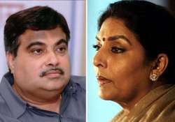 congress asks gadkari to stop becoming an astrologer