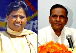 congress will prefer bsp to sp in govt formation says beni prasad verma