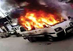 courageous mumbai driver saves 18 children from burning mini bus