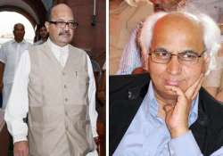 court summons amar singh kulkarni in cash for vote scam