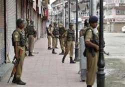 curfew clamped in srinagar after man killed in crpf firing