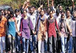 du students protest four year course