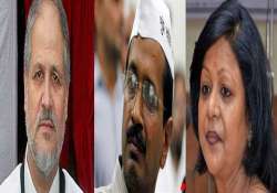 delhi lt govt asks kejriwal govt to spell out reasons for removing barkha singh