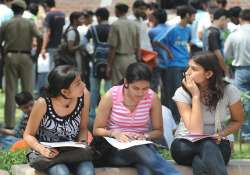 delhi university approves syllabus for new courses