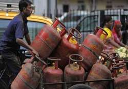 direct benefit transfer for lpg to be extended to 289 districts by jan 1