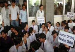 doctors at safdarjung call off strike