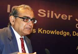 editors guild deplores justice katju s comments on media