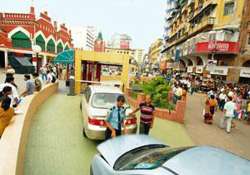 elaborate security arrangement in kolkata for durga puja