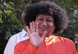 fake godman bala sai baba emerges dresses and acts like sathya sai baba