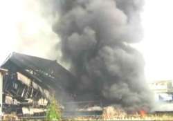 fire guts taloja petrochemical unit in navi mumbai