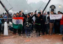 gangrape protesters stage sit in on delhi s zakir hussain marg