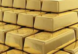 gold bar seized from passenger at hyderabad airport