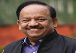 harsh vardhan asks doctors to achieve the targets ahead of schedule