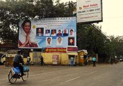 hoardings come down in agra after poll announcement