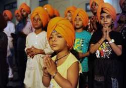 wear turban to look handsome increase height sgpc to sikh boys