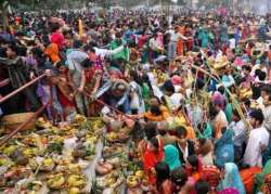 chhath puja concludes with morning arghya