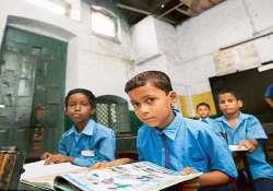 lakhs of students in city municipal schools see modi speak