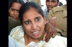 madras high court rejects rajiv killer nalini s plea