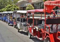 e rickshaws are illegal ban to continue hc