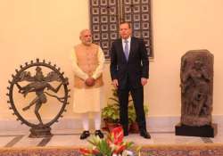 australian pm returns 11th century stolen idols to narendra modi