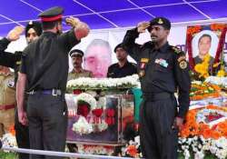 thousands pay respect to nsg commando niranjan e.k.