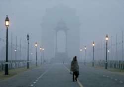 dense fog envelopes delhi 60 trains delayed