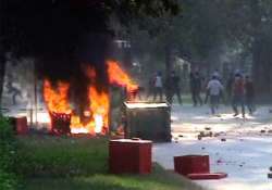 bhu violence erupts again 5 hostels evacuated