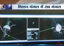 pranab mukherjee congratulates isro on mangalyaan success