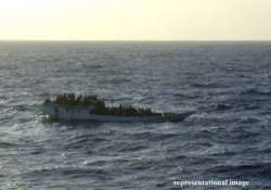 pak navy kills indian off gujarat coast in international waters