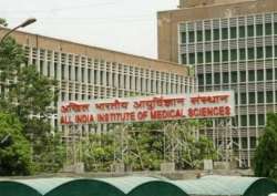 aiims faculty demands enquiry into sanjiv chaturvedi s removal