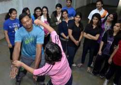 delhi police forms women s groups to check eve teasing