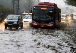 first monsoon showers lash delhi