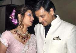 you are finished sunanda threatened tharoor before her death domestic help reveals