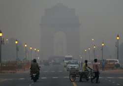 delhi pollution level to be at its peak today