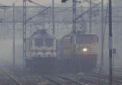 dense fog envelopes delhi 89 trains delayed