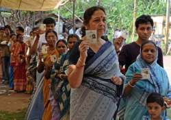 polling percentage dips in bengal by poll