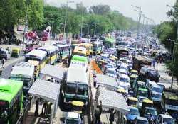 steps recommended for decongestion of delhi