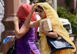 delhi reels under humid conditions