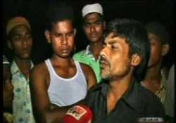 three held in bengal for lynching student