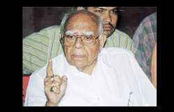 jethmalani mulls review plea against cbi probe in sohrab case